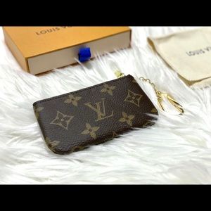 ❌ - SOLD - Louis Vuitton Monogram Cles Key Pouch